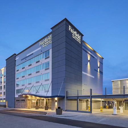 Fairfield Inn And Suites By Marriott St Louis Downtown Saint Louis Bagian luar foto