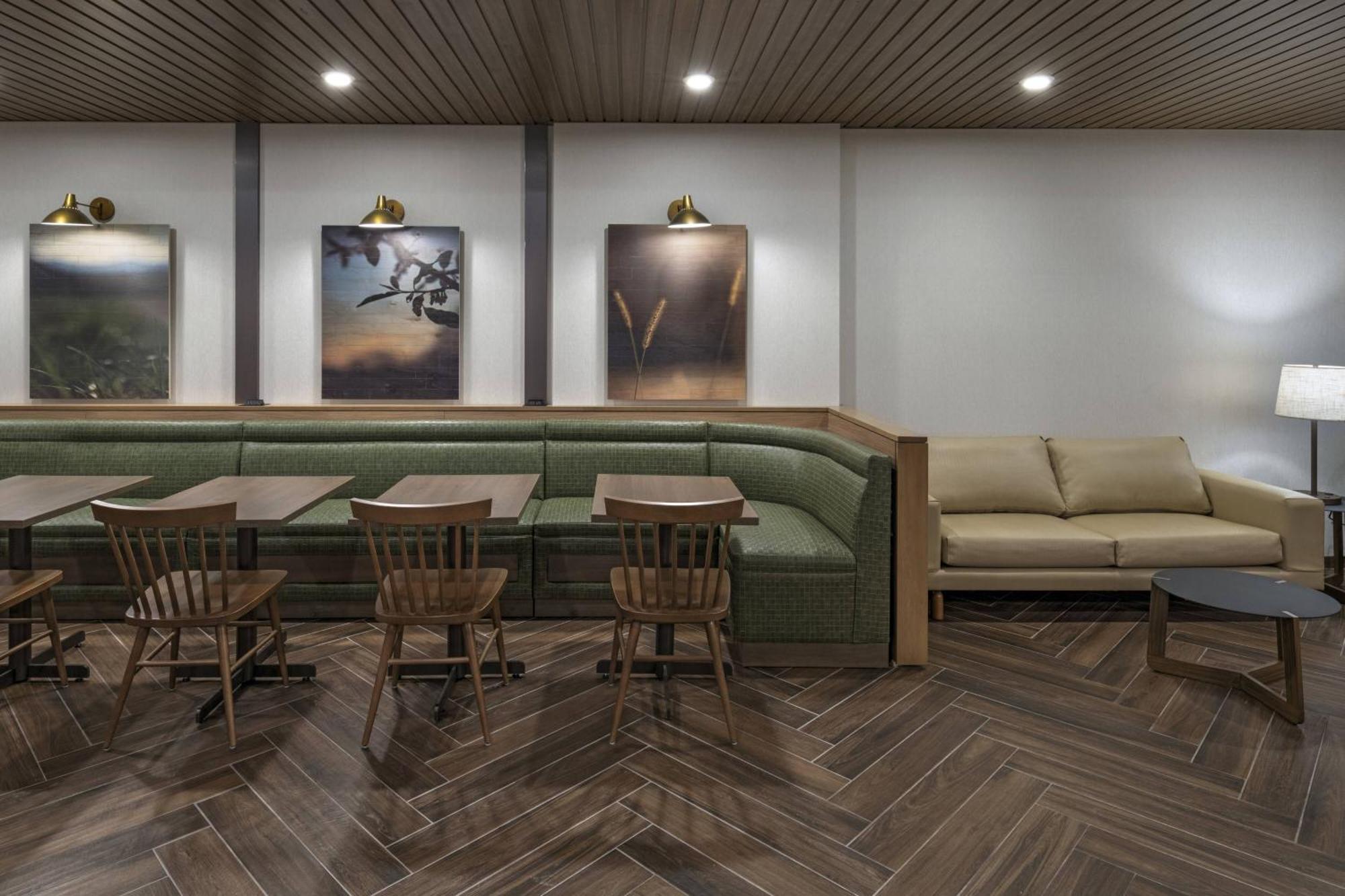 Fairfield Inn And Suites By Marriott St Louis Downtown Saint Louis Bagian luar foto