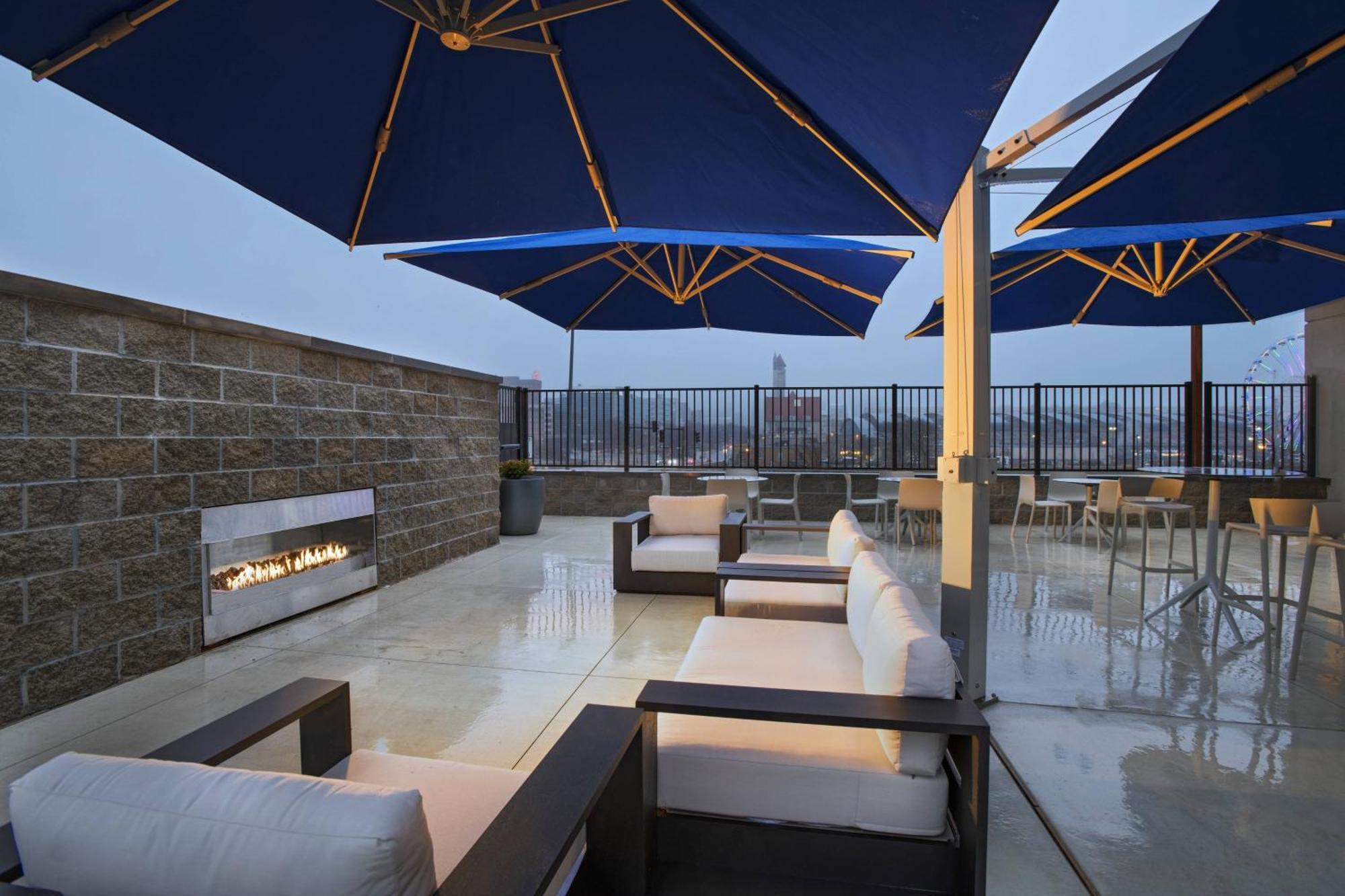 Fairfield Inn And Suites By Marriott St Louis Downtown Saint Louis Bagian luar foto