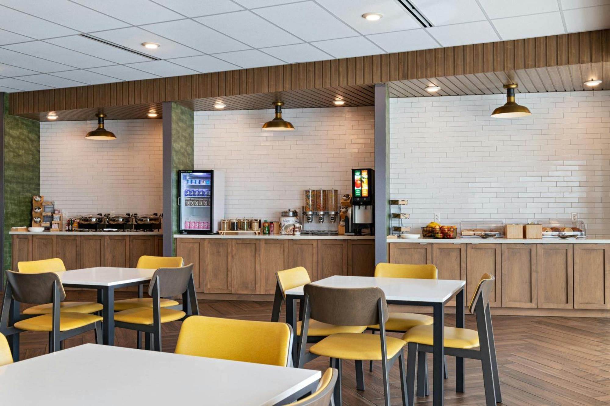 Fairfield Inn And Suites By Marriott St Louis Downtown Saint Louis Bagian luar foto